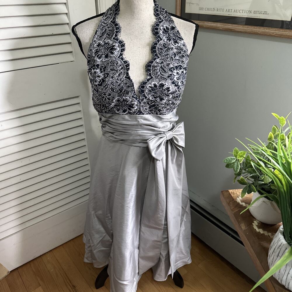 JS Boutique Dress Womens 12 Silver Beaded Taffeta Midi Cocktail Evening Wedding